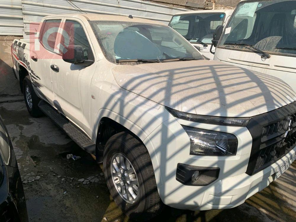 ميتسوبيشي L200